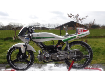 #42 50cc SOBW racer 