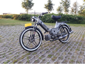's Puch Maxi S