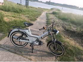 's Puch Macho Rider